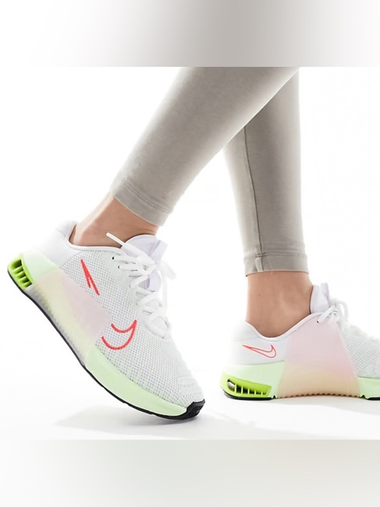 Other - Nike Metcon 9 Training Shoes White Volt HyperLift Men’s 10 Women’s 11.5 EUC
